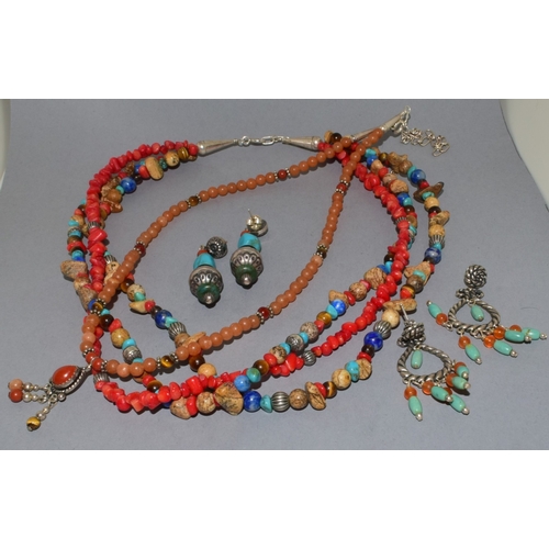 839 - Collection of Native American jewellery to include silver some by Carolyn Pollack and Navajo tribe