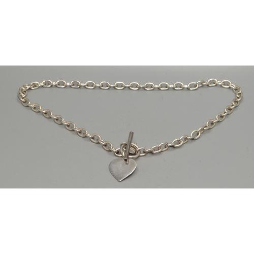 822 - 925 silver double heart pendant necklace with T-bar catch 41cm long 31grams