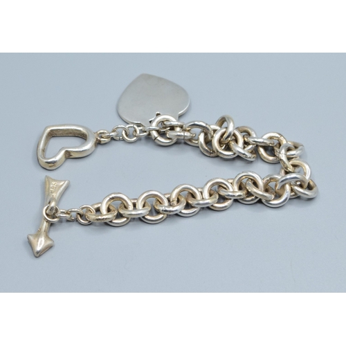 814 - 925 silver ladies double heart bracelet with the arrow clasp 18cm long 39grams