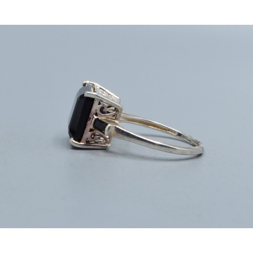 811 - 925 silver square shape black Agate ladies dress ring with the head measuring 11x11mm and held in a ... 