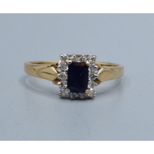 551 - 9ct gold ladies square shape Sapphire and Diamond halo dress ring size Q, 2.0grams