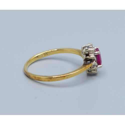 515 - 9ct gold ladies Ruby and Diamond halo cluster ring hallmarked as Diamond in the ring size M