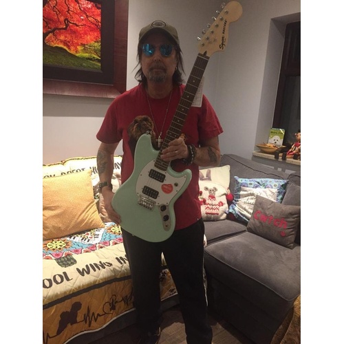 7 - Phil Campbell of Motörhead signed squire bullet mustang – A played and signed guitar by rock legend ... 