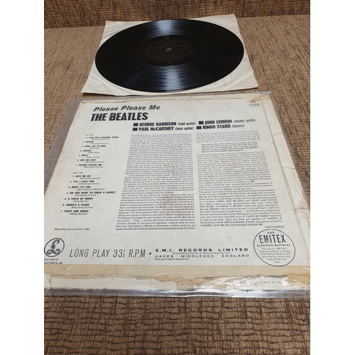 420 - The Beatles - Please Please Me Album 1st press Gold and Black label Dick James credited Label Parlop... 