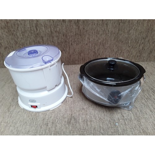 47 - Electric Slow Cooker and potato peeler