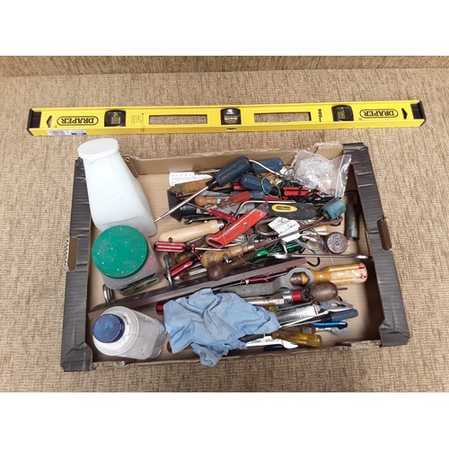 84 - Selection of mixed tools