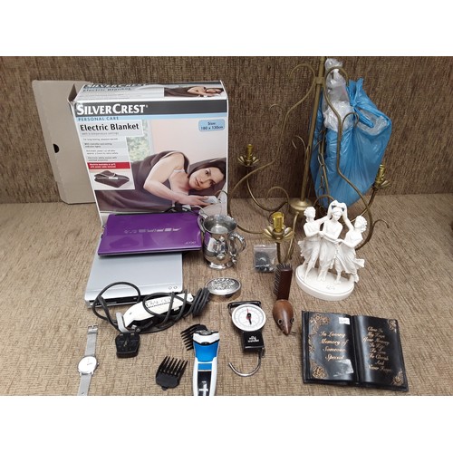 99 - collection of electricals including Silver crest blanket mini laptop and DVD player