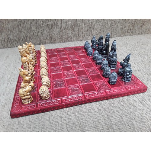 768 - Oriental chess set