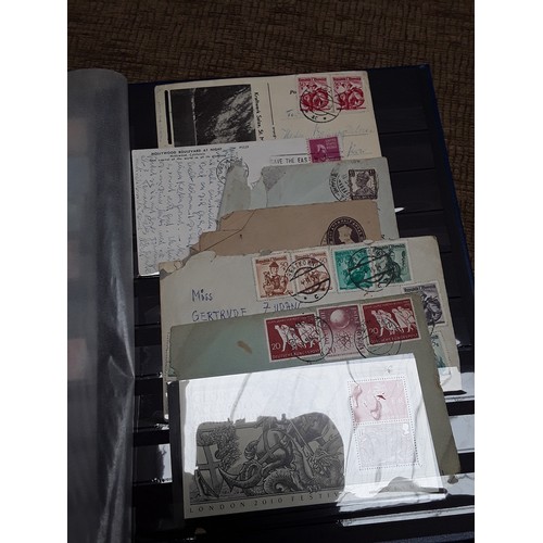 712 - Two books of British and foreign stamps including queen Victoria