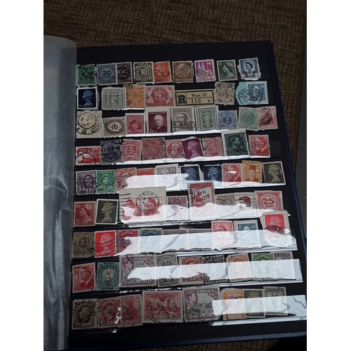 712 - Two books of British and foreign stamps including queen Victoria