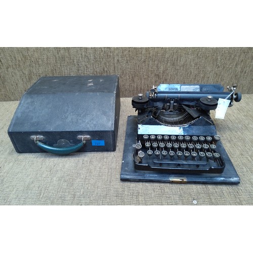 737 - Senta Vintage standard Typewriter.