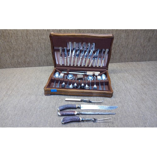 747 - Antique Gilpin LTD cutlery set in an oak case.