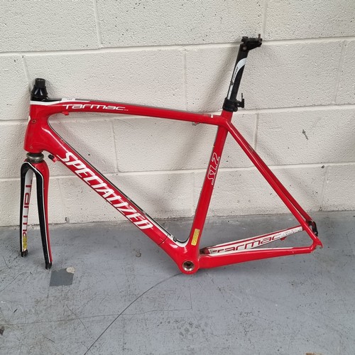 180 - Specialized carbon fibre Mountain bike frame, this has a cut mark at the boom of the centre frame, s... 