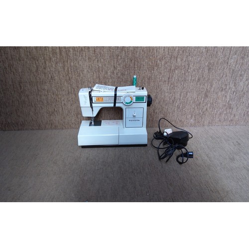 498 - Toyota sewing machine