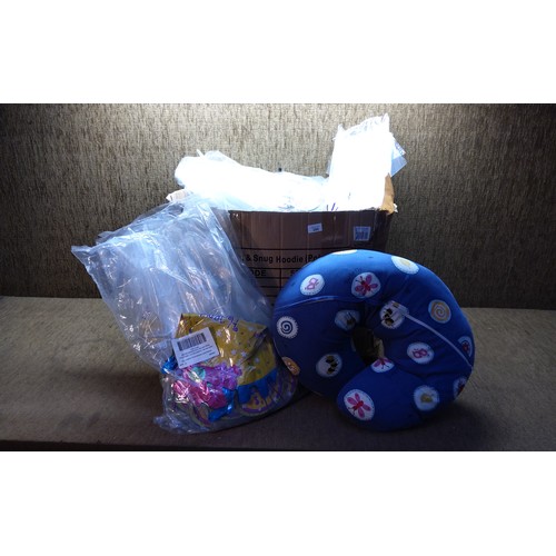 290 - Large quantity of party item's and decorations.