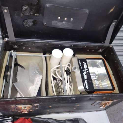 358 - Selection of Photography lighting and studio equipment.