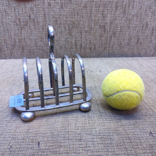 485 - Heavy silver plated Walker & Hall toast rack.