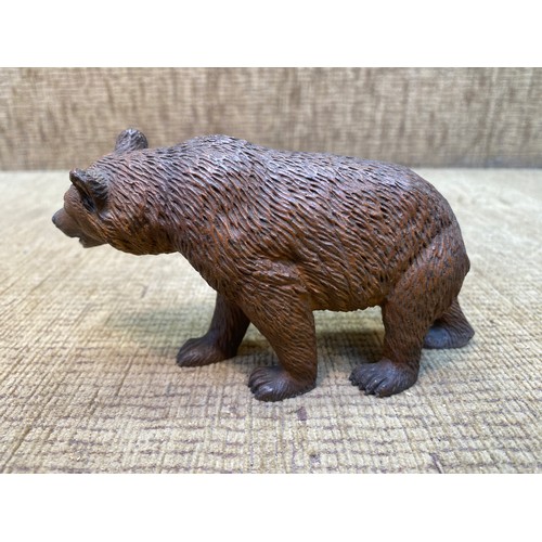 1050 - An Antique bronze grisly bear 6cm x 12cm.