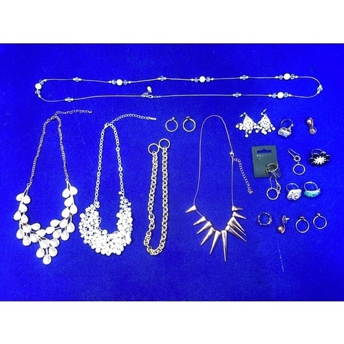 481 - Collection of quality costume jewelry.