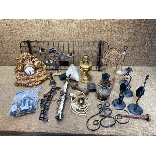 183 - Mixed collectable items including a cast and guilted mantle clock, and a selection of vintage castor... 