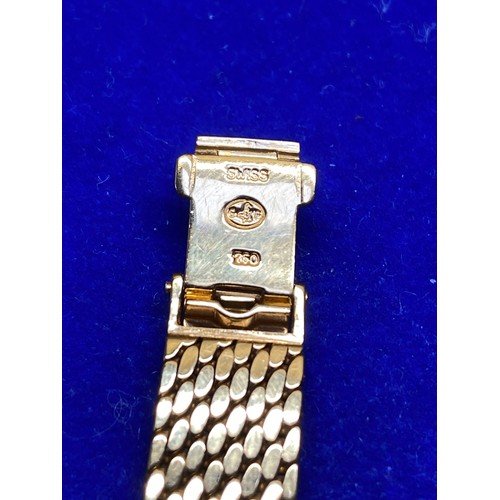 1091 - Omega 18ct gold Ladies watch working. 59.2g.