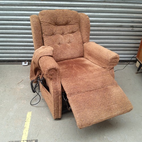 200a - Relaxor Ultra heat and massage reclining chair