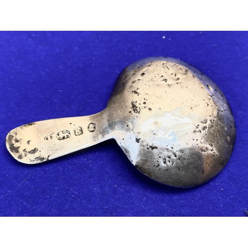 1455 - Silver hallmarked caddy spoon dated 1934.