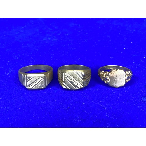 1544 - 3 1970s mens rings stamped 18k.