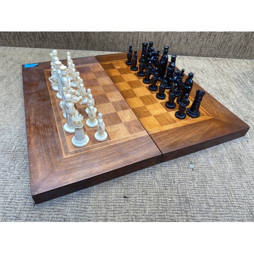 1280 - Vintage wooden Chess set with pieces.