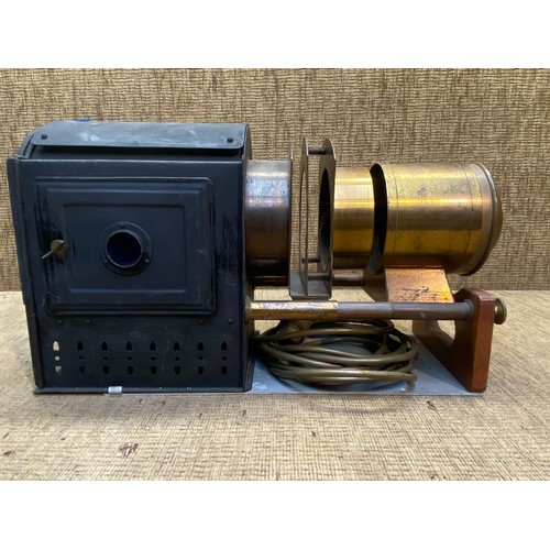 1190 - Vintage Magic lantern.