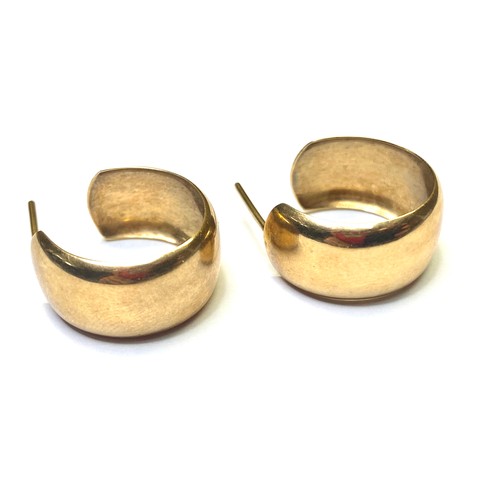 892 - Pair of 9ct Gold hoop earrings (2.7g)