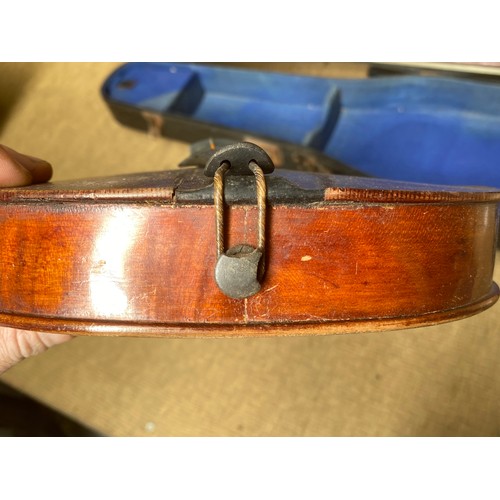 53 - Reproduction Antonius Stradivarius violin for restoration.