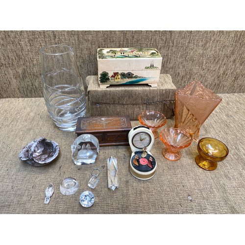 1047 - Mixed collectables and glass items including a hand painted jewellery box, and Glen Eagles crystal v... 