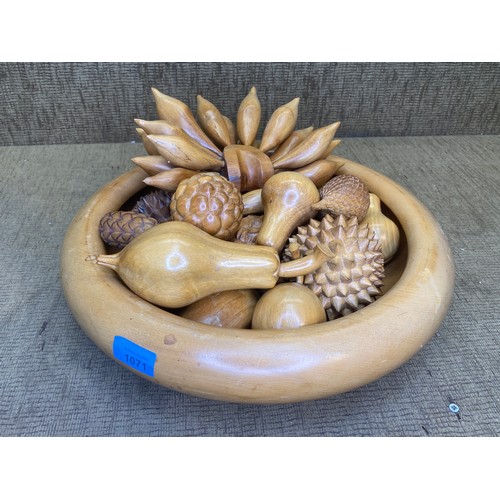 1071 - Large treen fruit bowl, full with treen fruit. 37cm.