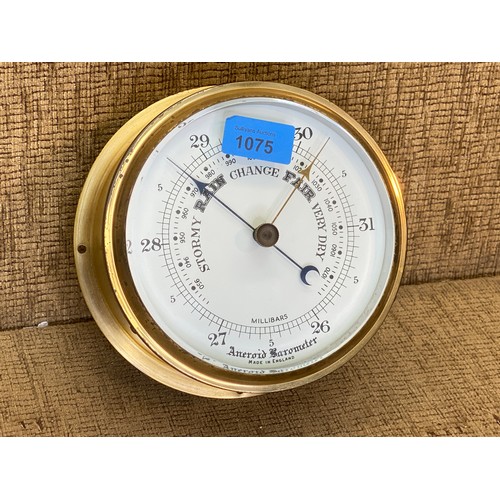 1075 - Brass aneroid barometer.