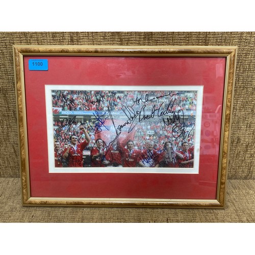 1100 - 2005 signed Welsh Grand slam Winners framed picture 43cm x 33cm.