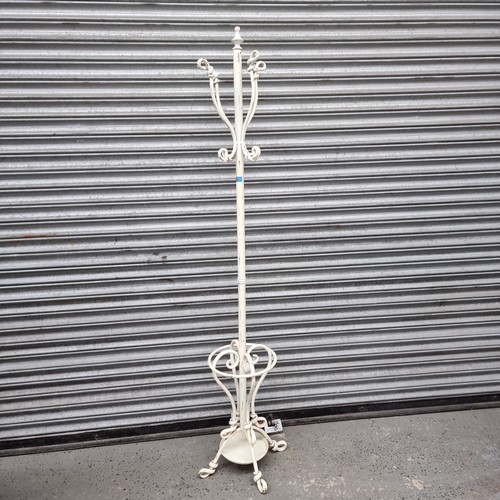 1111 - Bentwood effect metal vintage coat stand.