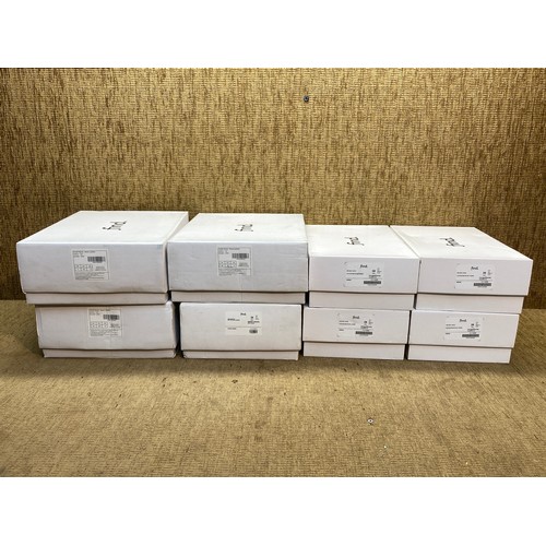 46 - 8 pairs of men's boxed leather shoes in various sizes.