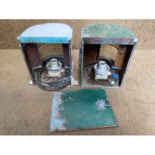 1147 - Pair of vintage harbour navigation lights.