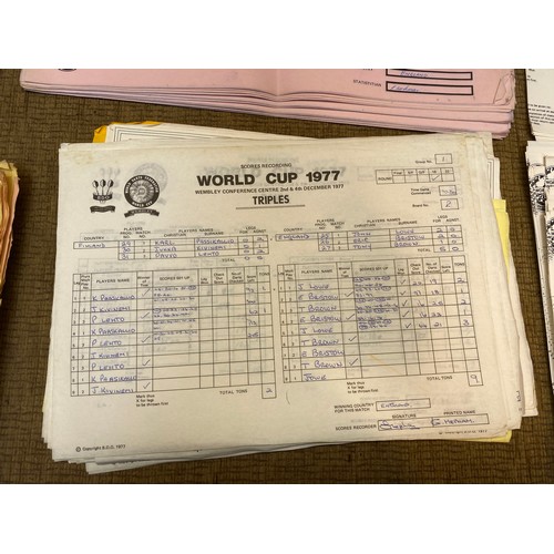 1186B - Approx. 50 BDO official score sheets from the day of the matches. Names include Mike Gregory, Eric B... 