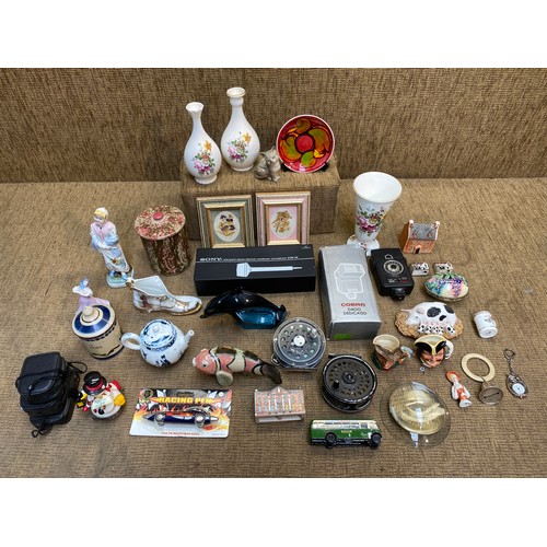 474 - Mixed vintage items and collectables including royal Doulton character jugs, Coalport vases, and a P... 