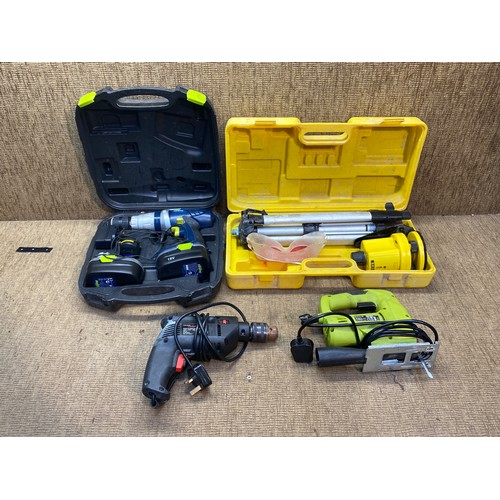 189 - Collection of power tools and a surveyors level.