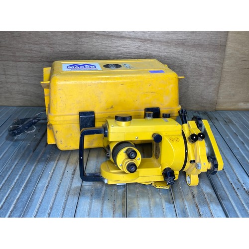 509 - Topcon TL-20DF Theodolite.