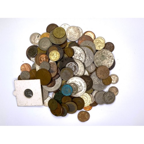 896 - Over 1 Kilo of mixed world and UK coins.