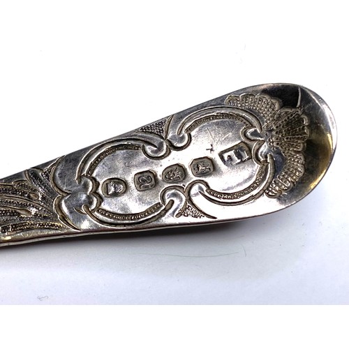 849 - Antique Berry spoon made by John Lias hallmarked London 1816. ( 17.5cm )