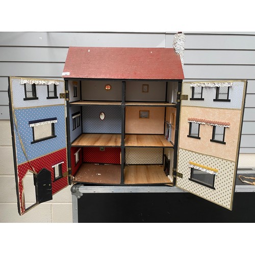 68 - Large dolls house. 75cm