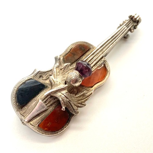 927 - Antique early 1920s silver and enamelled Violin brooch made by William Henry Leather.