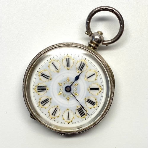 942 - L.W Co LTD silver pocket watch dated 1900 with hallmarks. (Working Order)