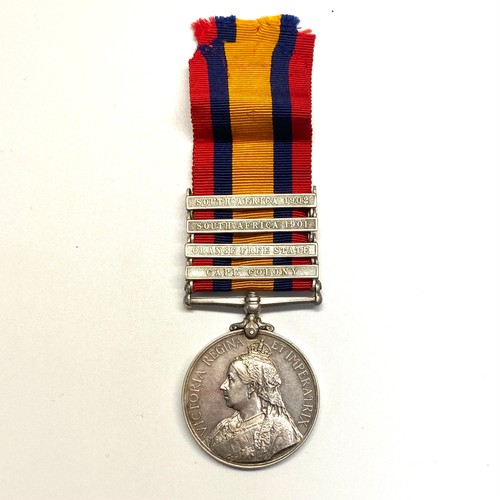 990 - Queens South Africa Medal awarded to 9497 Serjt T King, Royal Monmouthshire Royal Engineers. 4 bars ... 