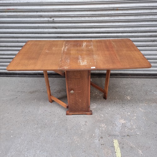 48 - Vintage oak dropleaf table.